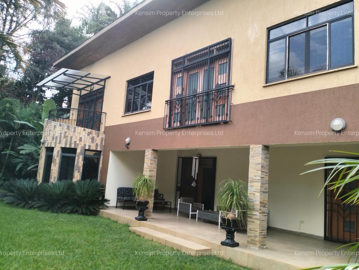5 Bed Townhouse with En Suite in Kyuna - 14