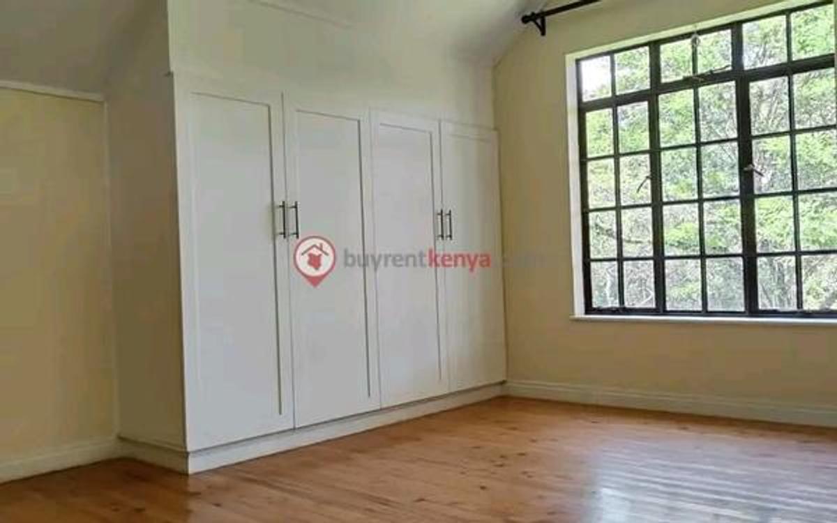 4 Bed Townhouse with En Suite at Ushirika Road - 5