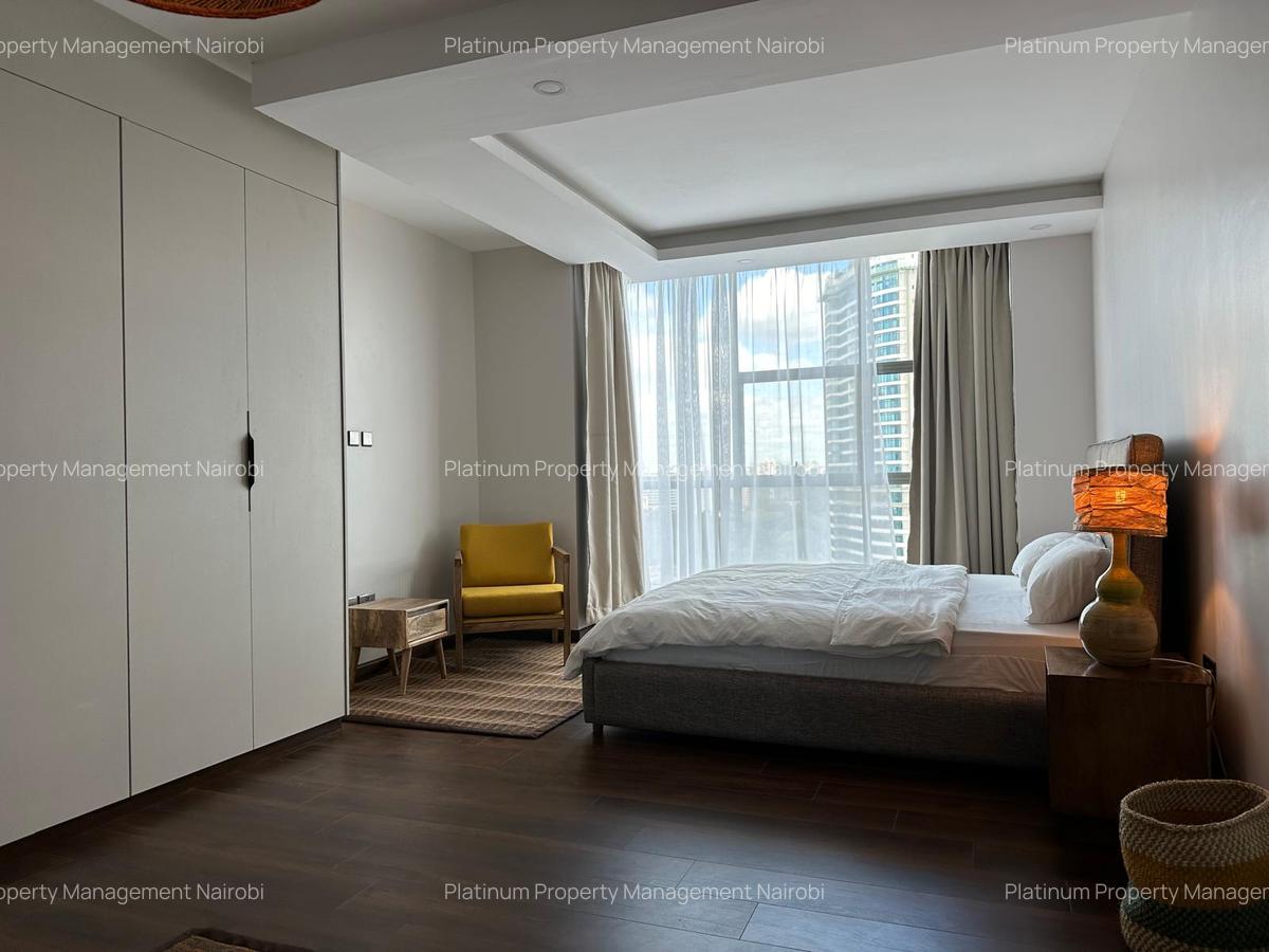 Serviced 3 Bed Apartment with En Suite at Brookside Gardens - 10