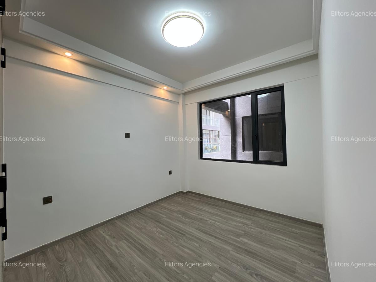 2 Bed Apartment with En Suite at Agwings Kodhek Road - 13