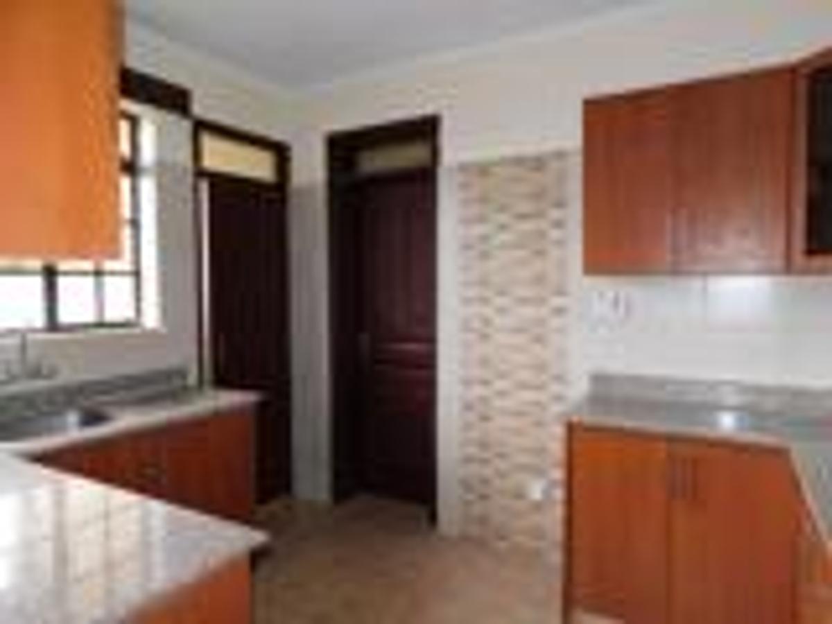 3 Bed Apartment with En Suite in Kiambu Road - 6