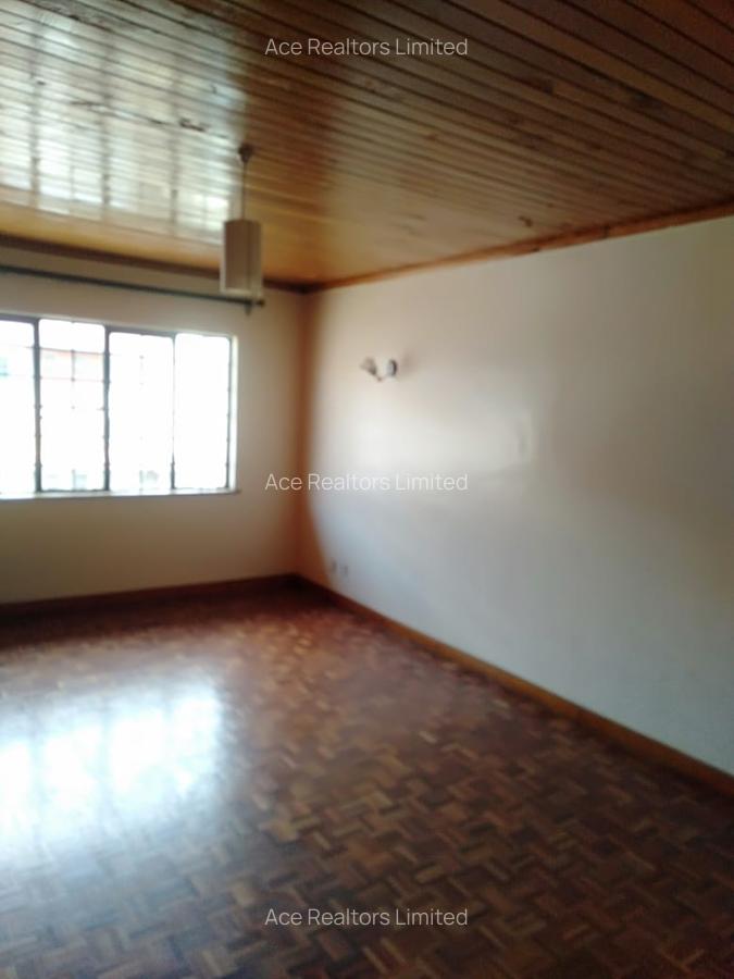 4 Bed Apartment with En Suite at Lavington - 8