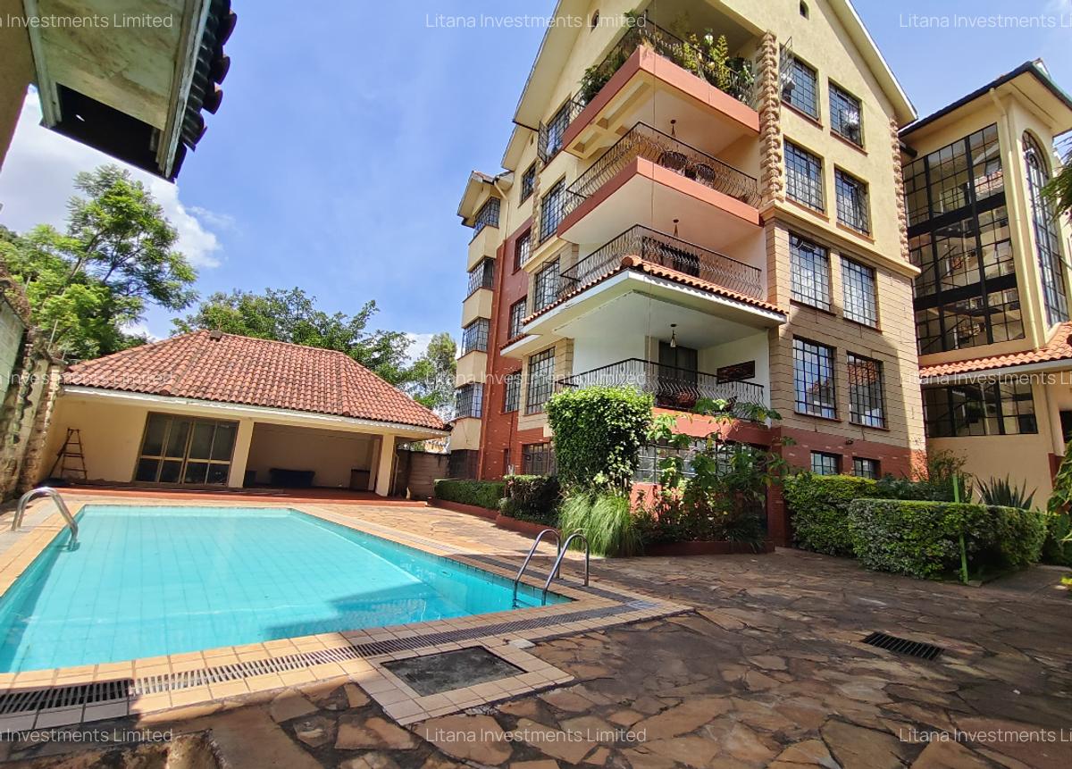 3 Bed Apartment with Swimming Pool at Statehouse Avenue - 2
