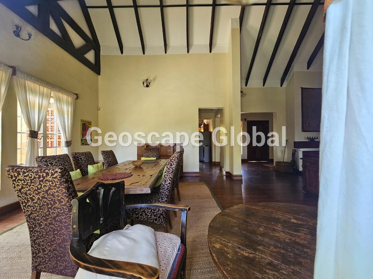 4 Bed House with En Suite in Runda - 13