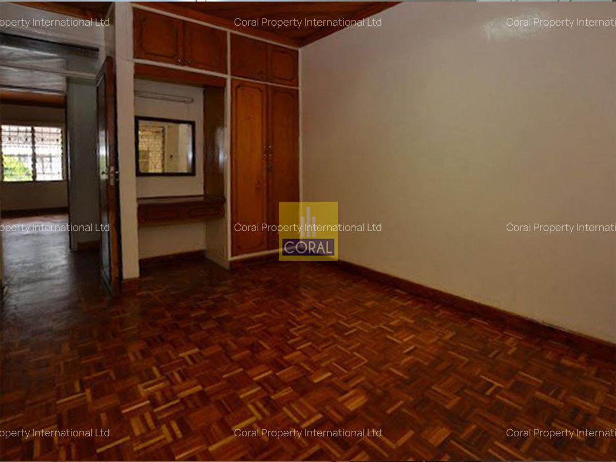 4 Bed Townhouse in Westlands Area - 12