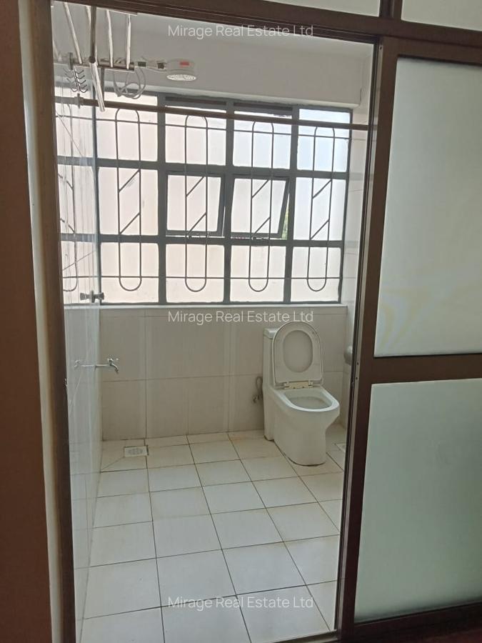 3 Bed Apartment with En Suite in Lavington - 13