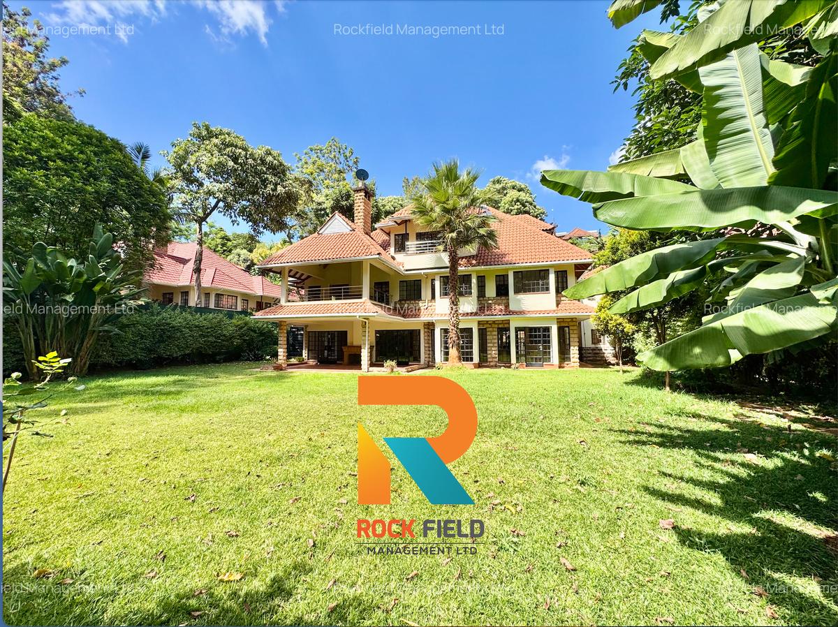 5 Bed Townhouse with En Suite in Rosslyn - 3