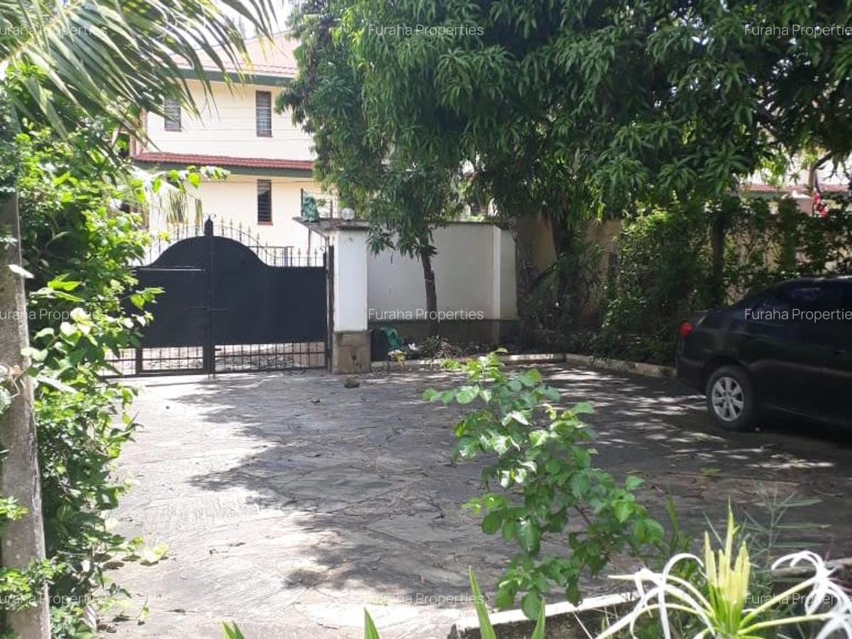 5 Bed Villa in Kizingo - 2