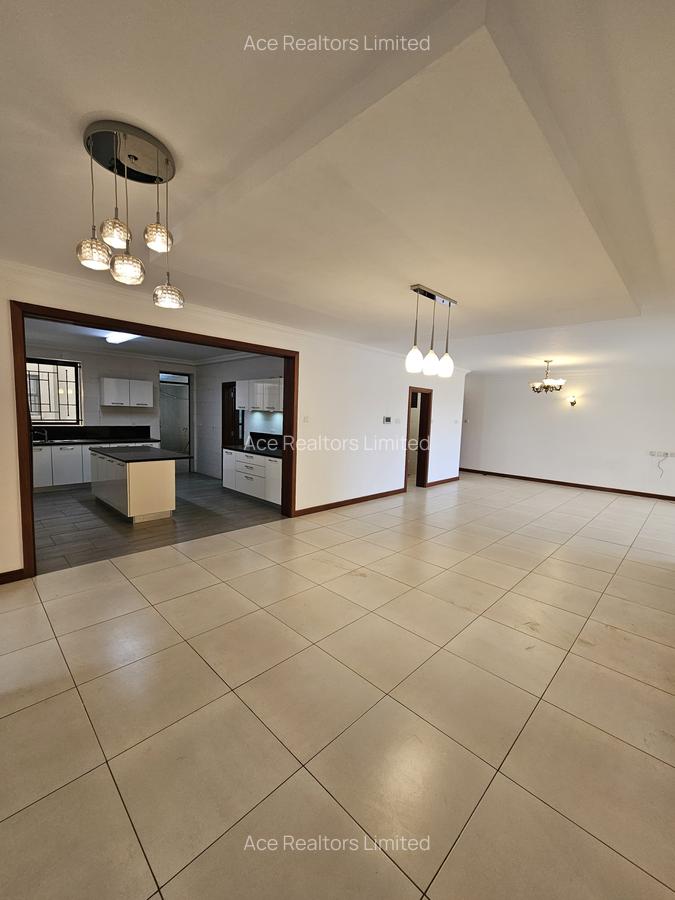 4 Bed Apartment with En Suite at Spring Valley - 4