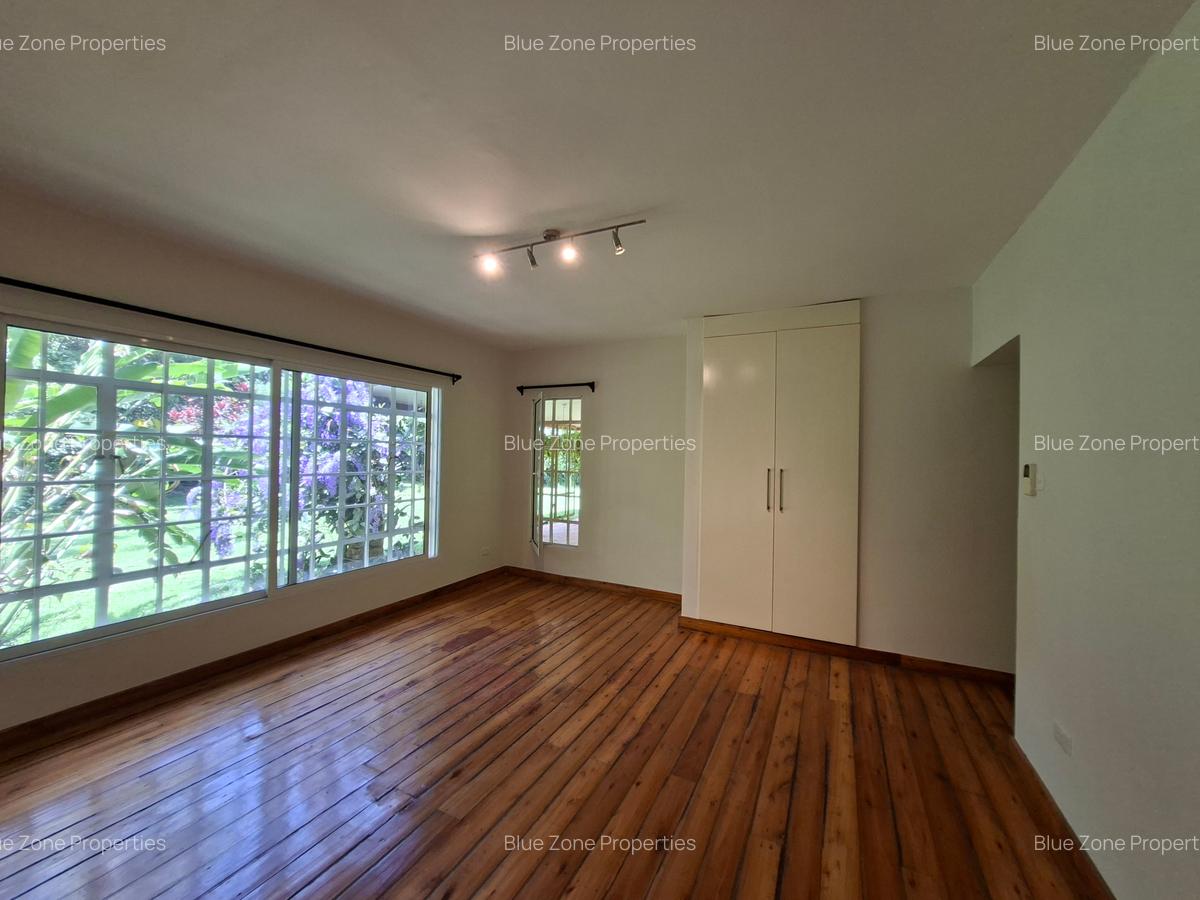 3 Bed Villa with En Suite at Off Ridgeways Rd - 15