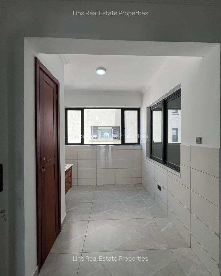 Serviced 4 Bed Apartment with En Suite in Lavington - 18