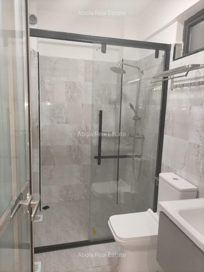 3 Bed Apartment with En Suite in Lavington - 14