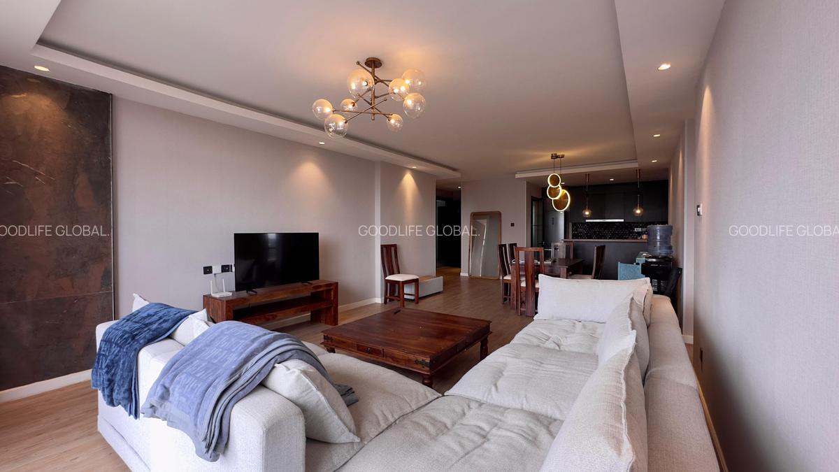 3 Bed Apartment with En Suite at Brookside - 3