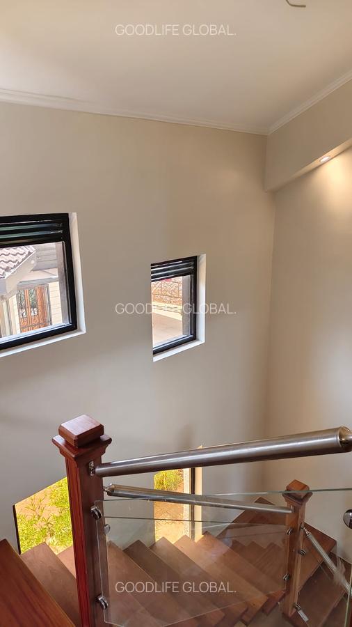 3 Bed House with En Suite at Gigiri - 14