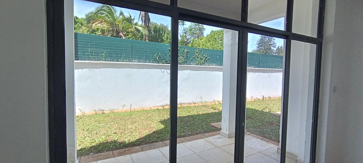 4 Bed Villa with En Suite in Lavington - 3