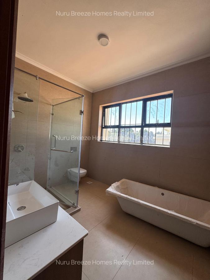 5 Bed Townhouse with En Suite in Loresho - 20