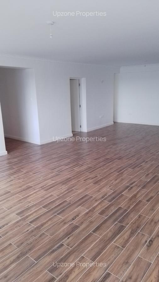 3 Bed Apartment with En Suite in Lavington - 6