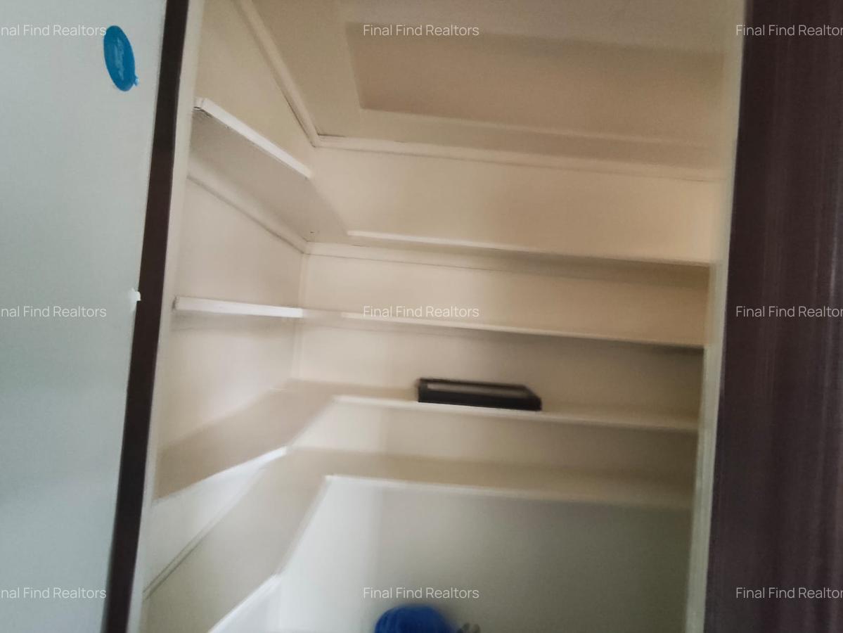 3 Bed Apartment with En Suite in Westlands Area - 3