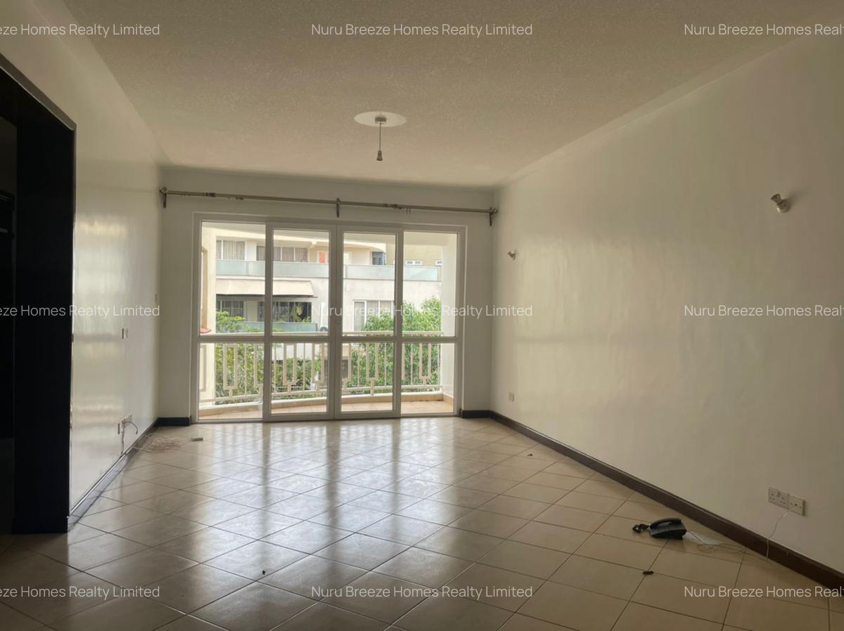 2 Bed Apartment with En Suite in Brookside - 2