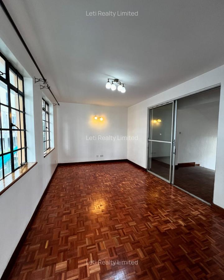 4 Bed Townhouse with En Suite in Lavington - 8