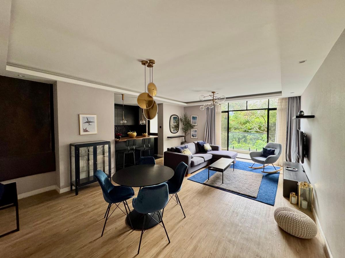 Furnished 2 Bed Apartment with En Suite in Brookside - 7