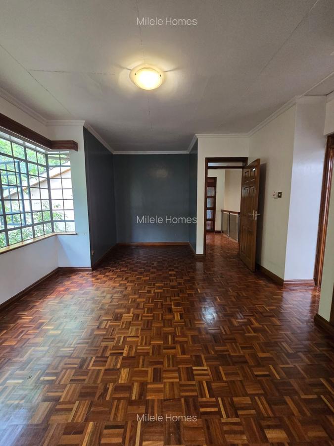 4 Bed Townhouse with En Suite at Migori Road - 17