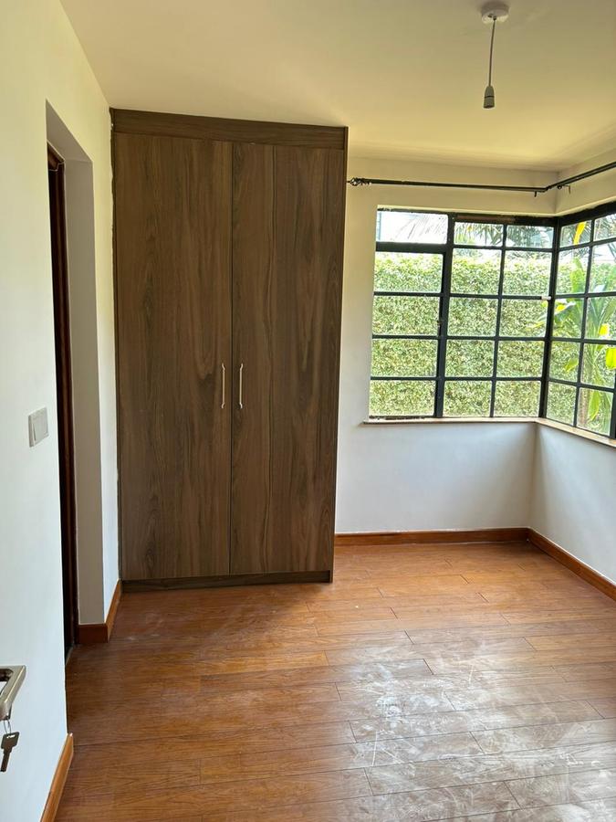 4 Bed Townhouse with En Suite in Kitisuru - 3