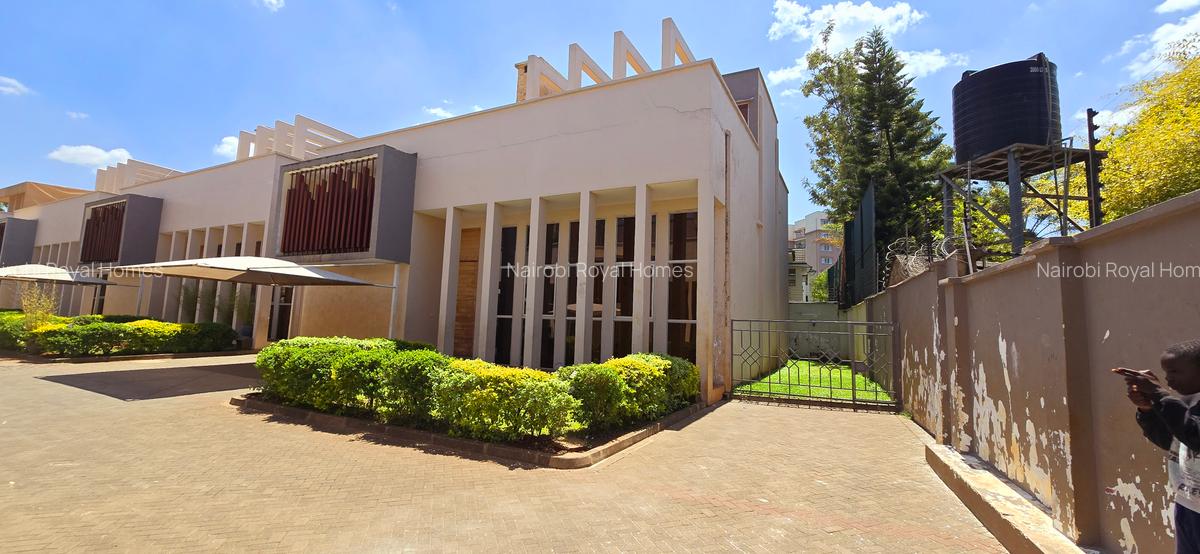 5 Bed Townhouse with En Suite at Muthangari Road - 1
