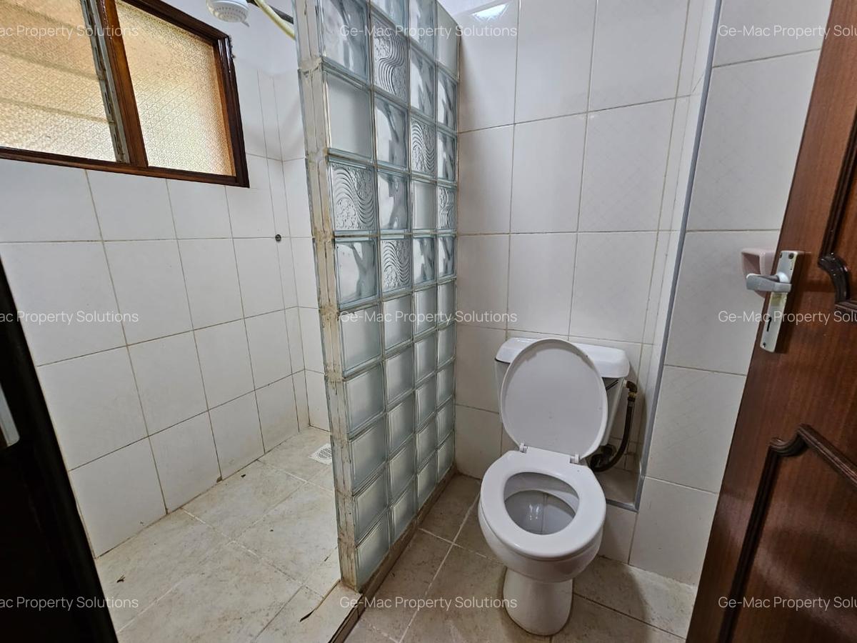 5 Bed House with En Suite in Gigiri - 12