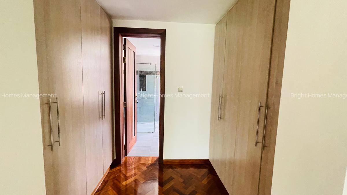 5 Bed Townhouse in Lavington - 9