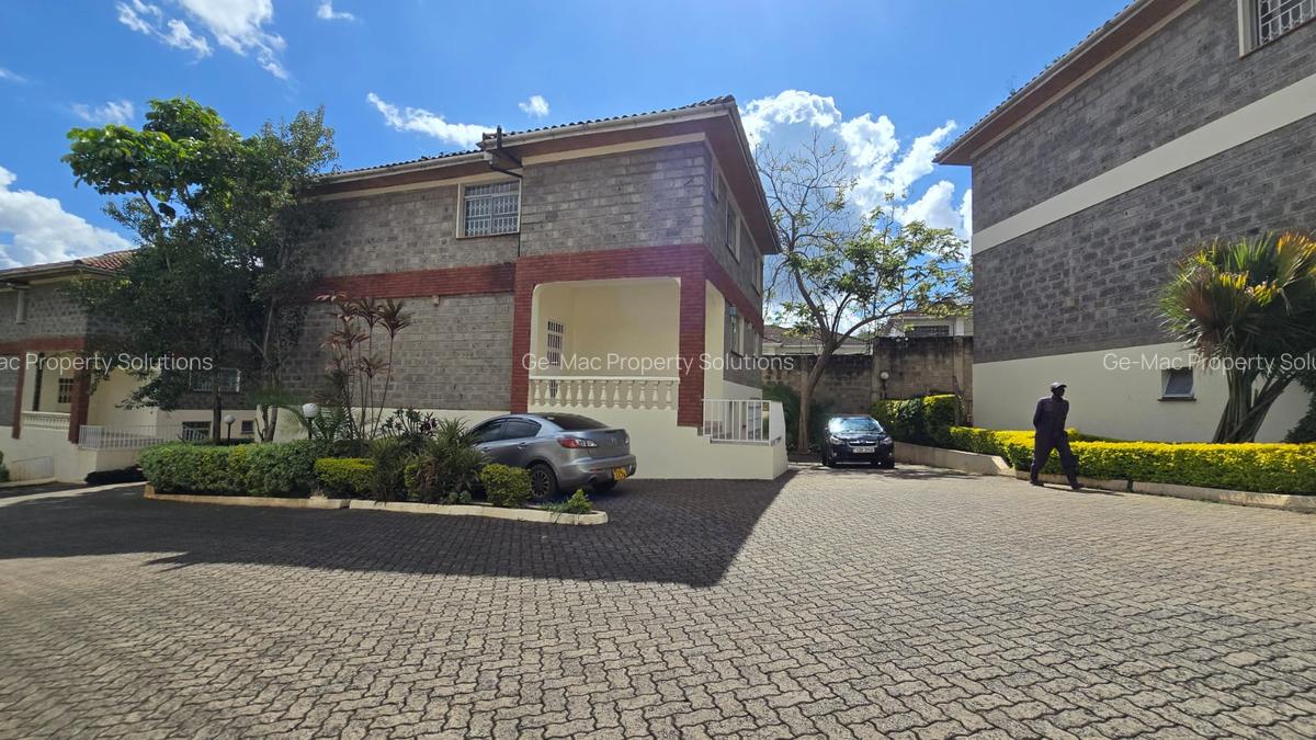 5 Bed Townhouse with Staff Quarters in Lavington - 7
