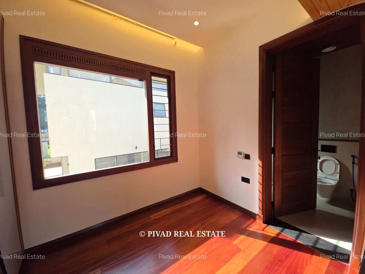 4 Bed House with Garden in Runda - 9