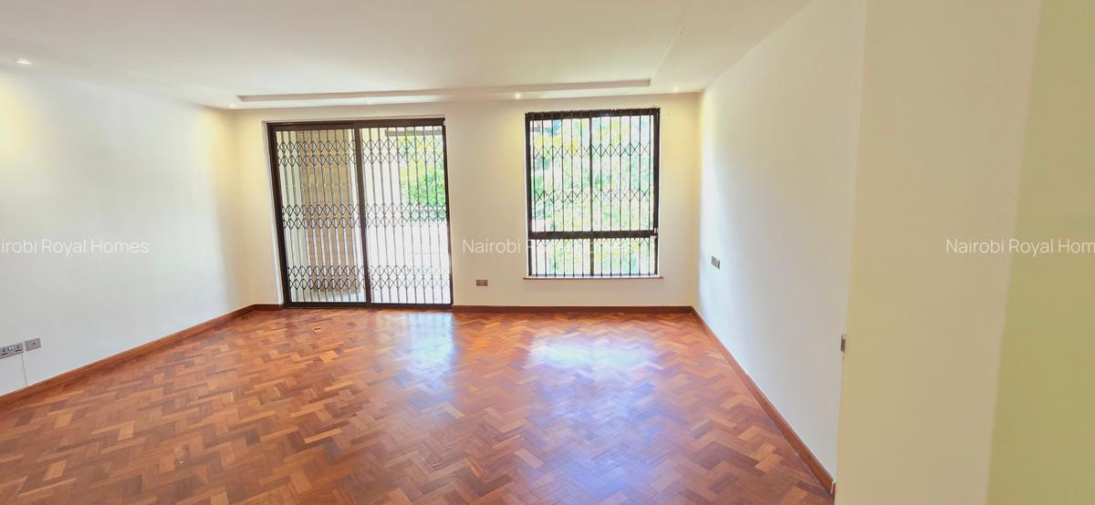 5 Bed Townhouse with En Suite at Mzima Springs - 19