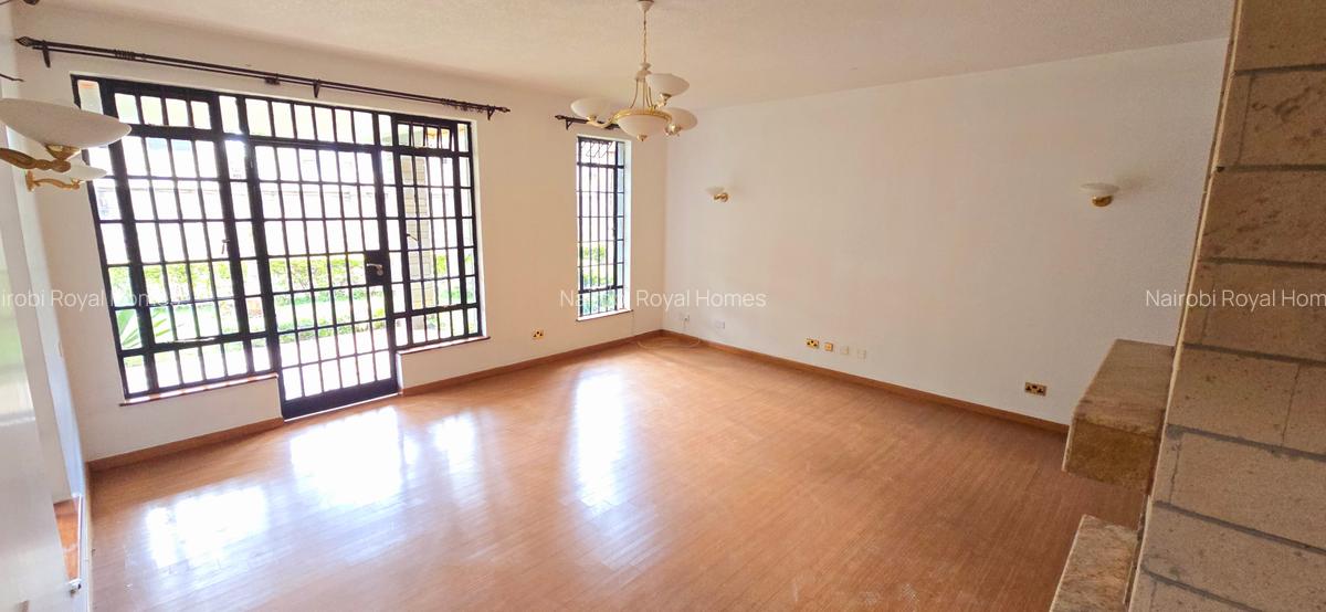 5 Bed Townhouse with En Suite at Convent Drive - 13