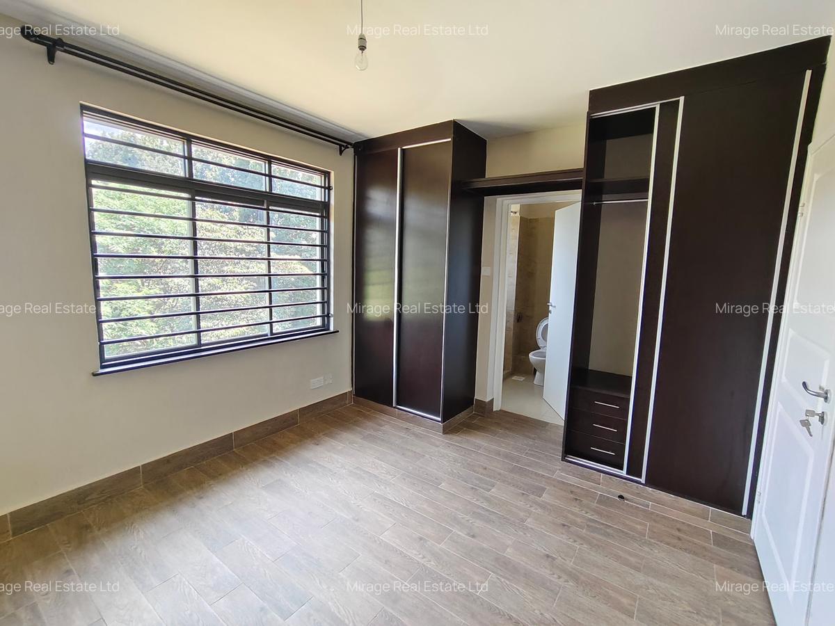 3 Bed Apartment with Swimming Pool in Kitisuru - 17