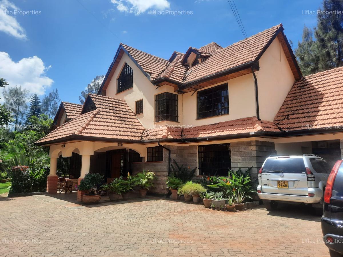 5 Bed House with En Suite in Runda - 8