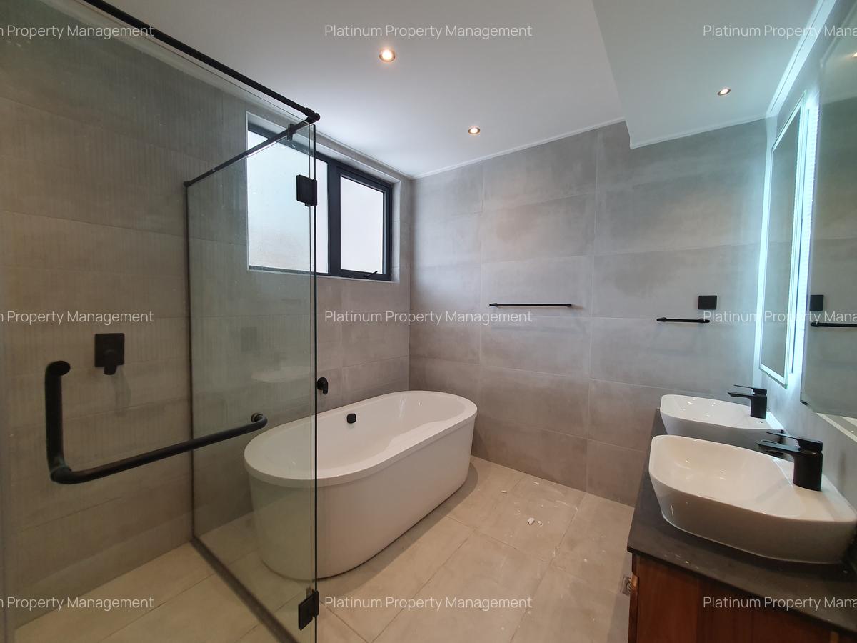 3 Bed Apartment with En Suite at Peponi Rd - 10