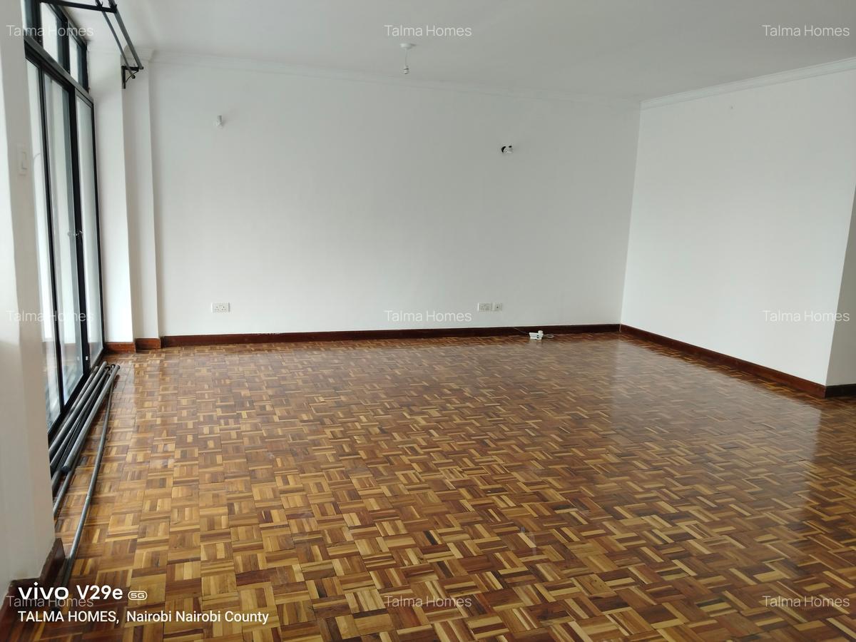 3 Bed Apartment with En Suite at Mpaka Road - 3