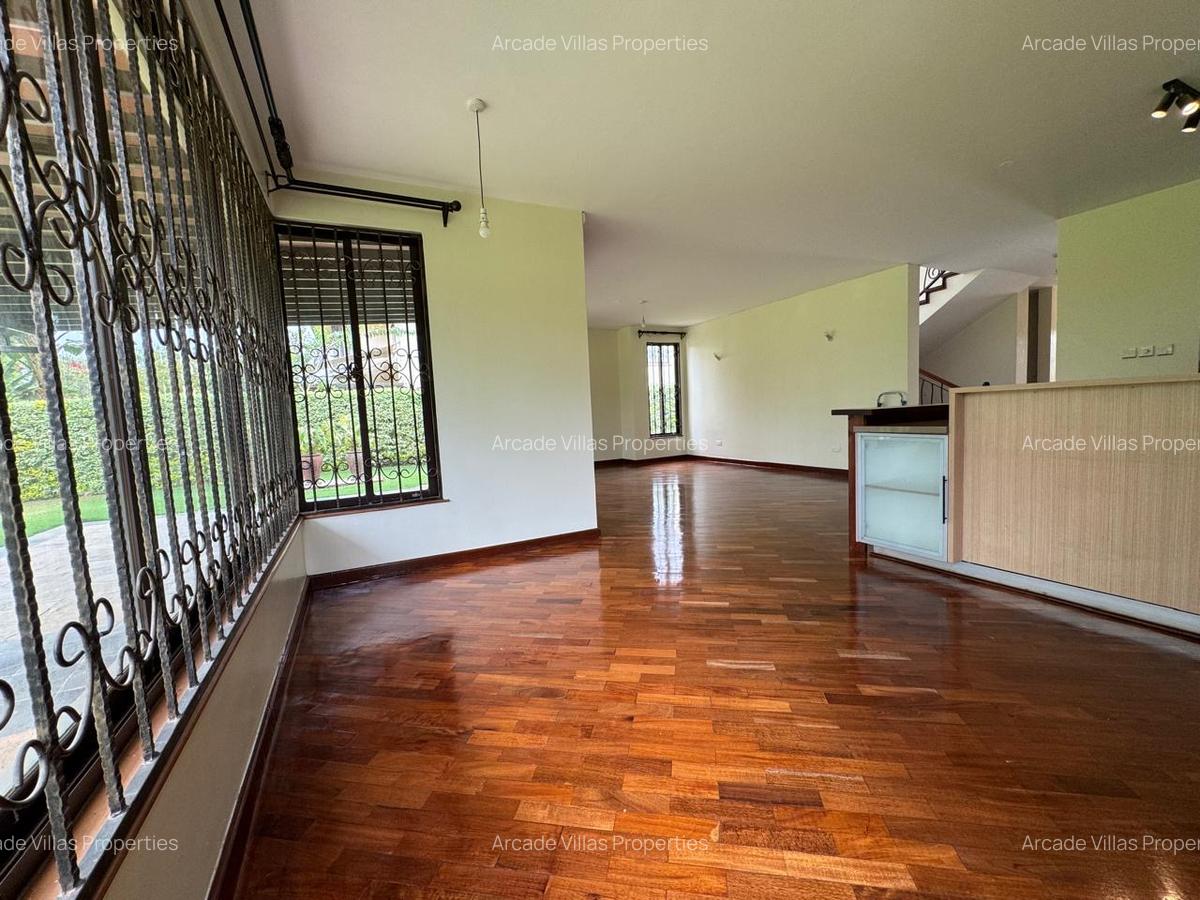 4 Bed Townhouse with En Suite in Runda - 3