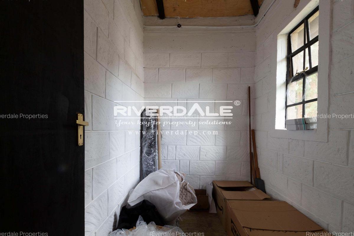 Office with Parking in Kileleshwa - 6