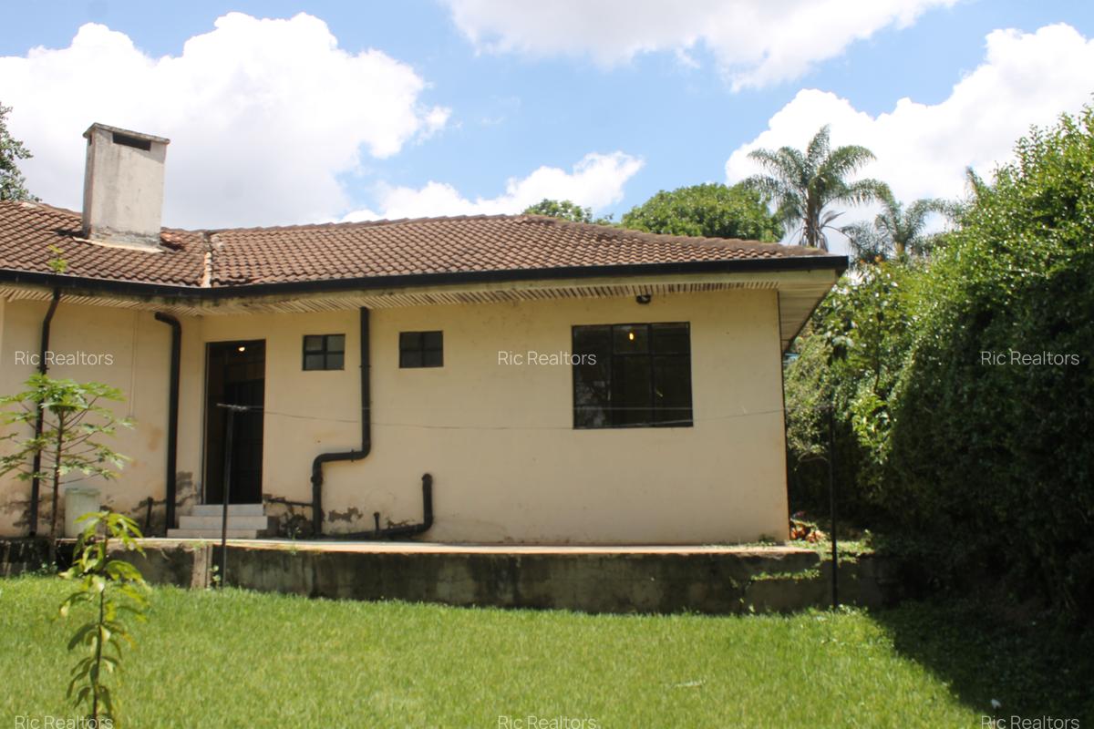 1 Bed House with En Suite at Loresho - 3
