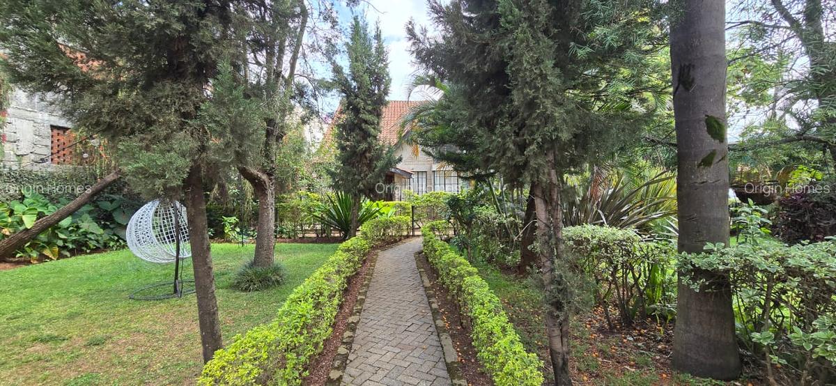 3 Bed Townhouse with En Suite at Thome - 2