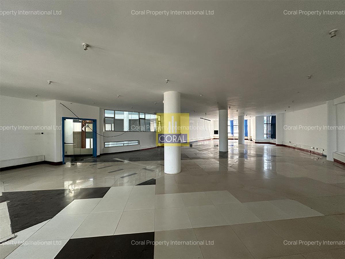 2,934 ft² Office with Service Charge Included in Westlands Area - 2