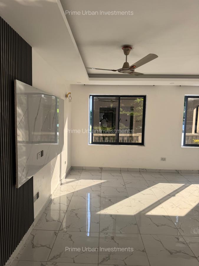 5 Bed House with En Suite in Kikambala - 7