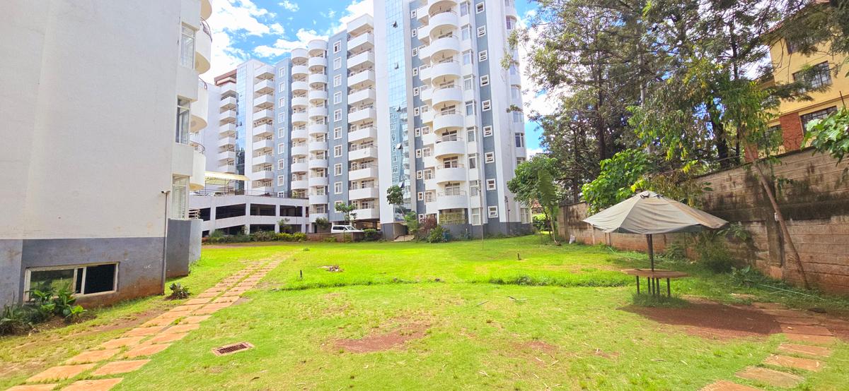 3 Bed Apartment with En Suite at Lavington Hatheru - 2