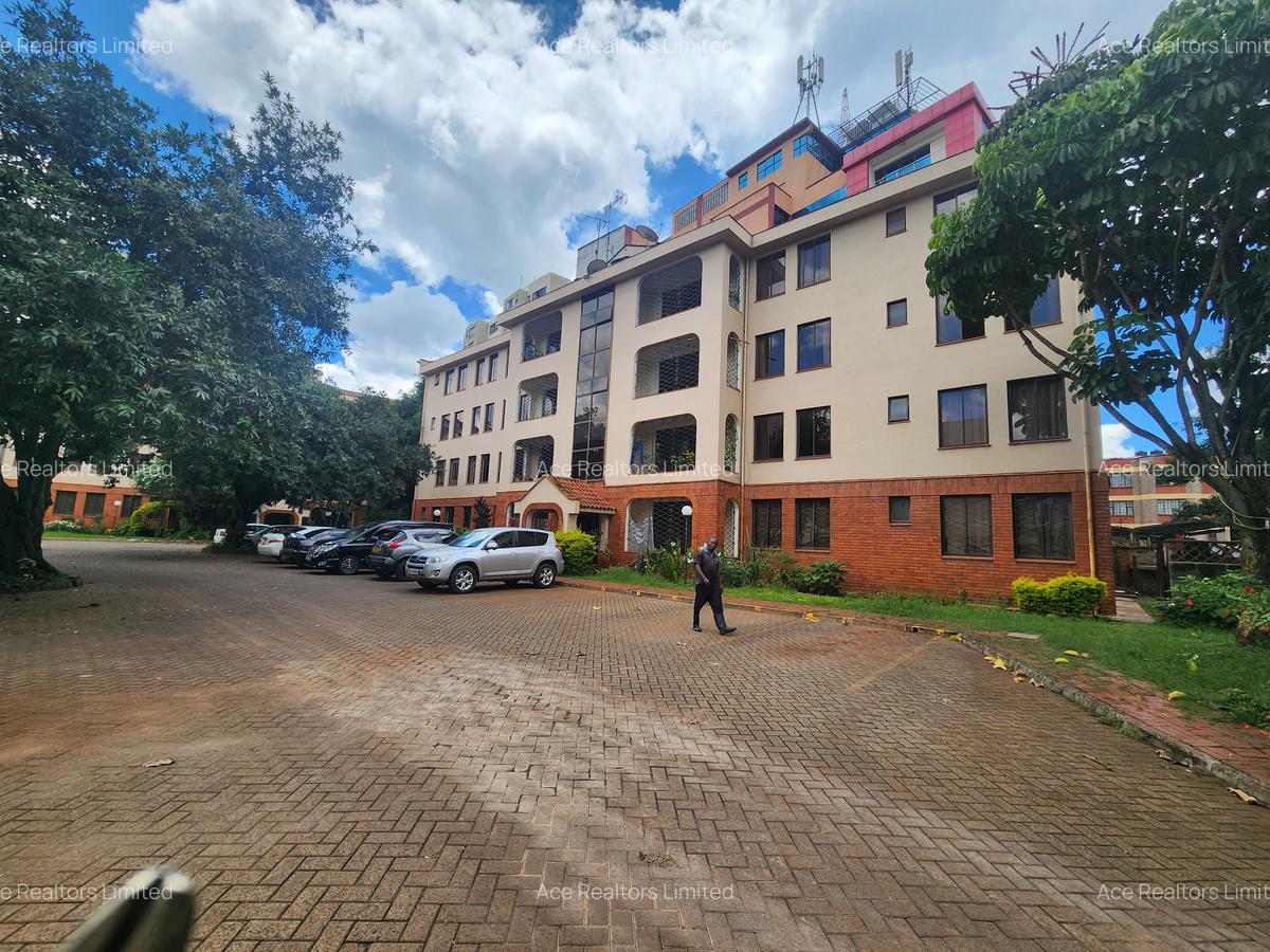 3 Bed Apartment with En Suite at Near Mp Shah Hospital - 1