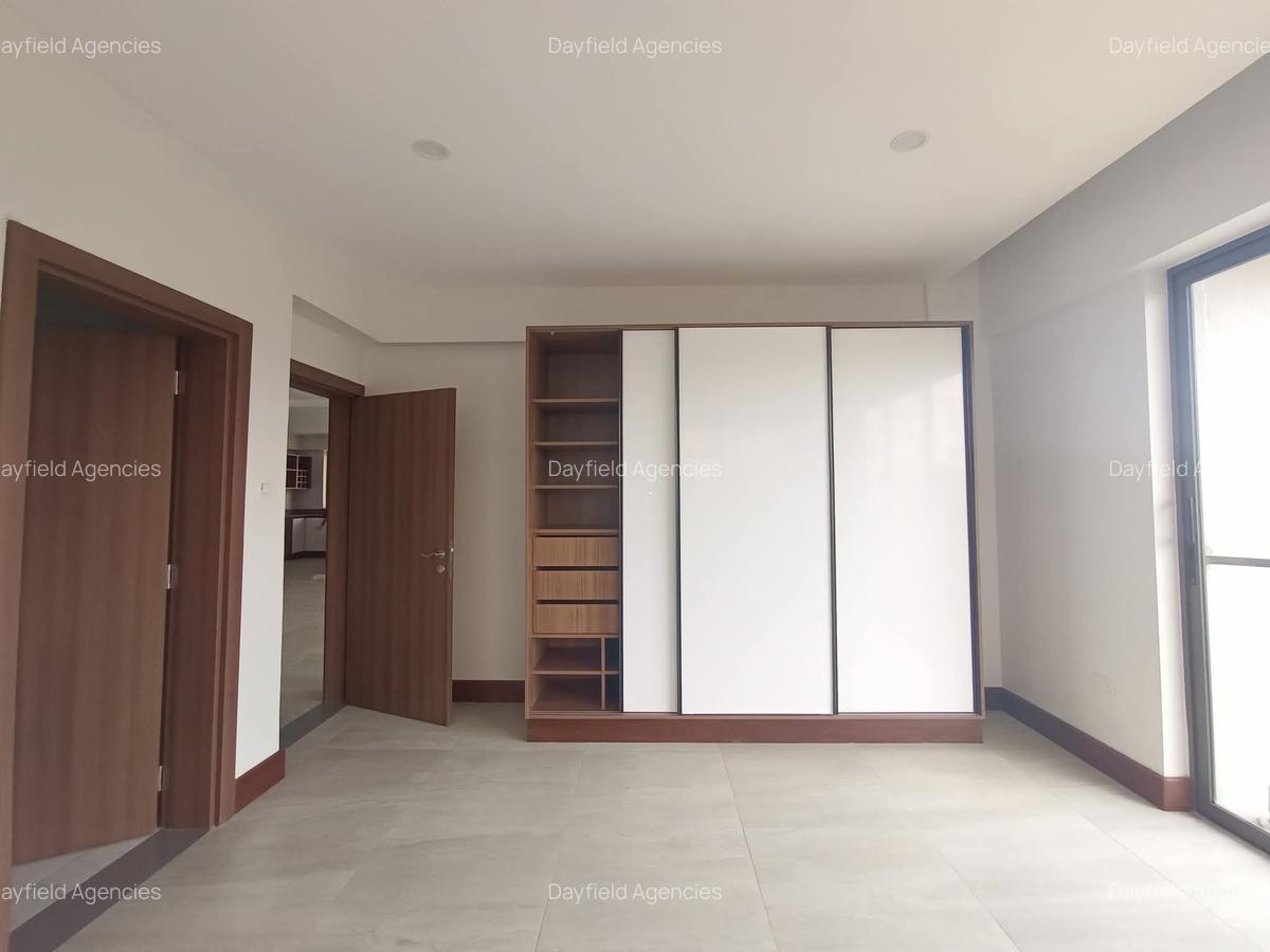 3 Bed Apartment with En Suite at Raphta Road - 5