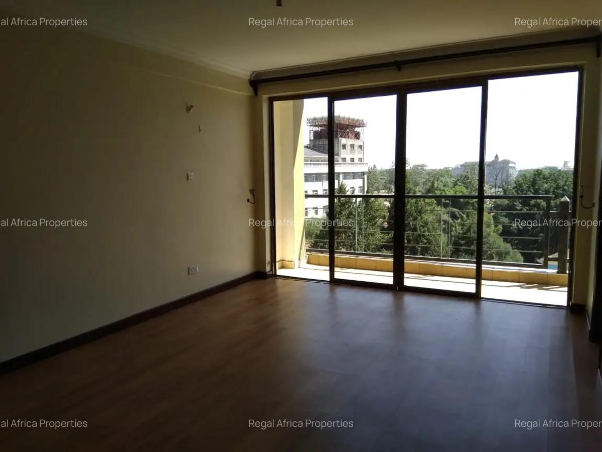 3 Bed Apartment with En Suite in Kilimani - 1