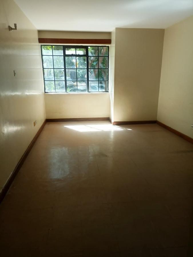 3 Bed Apartment with En Suite in Kileleshwa - 5