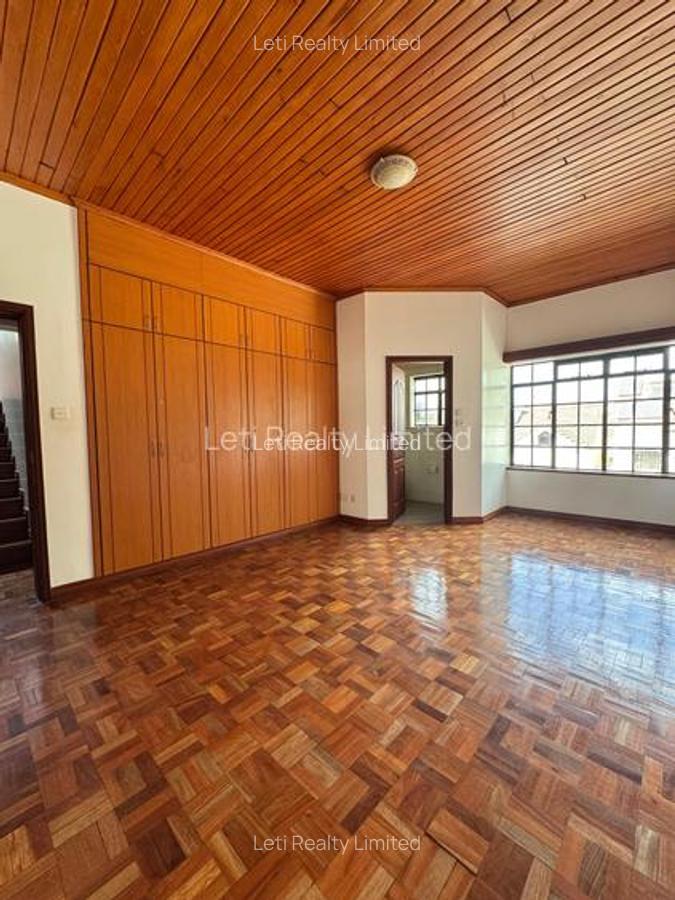 5 Bed Townhouse with En Suite in Lavington - 8